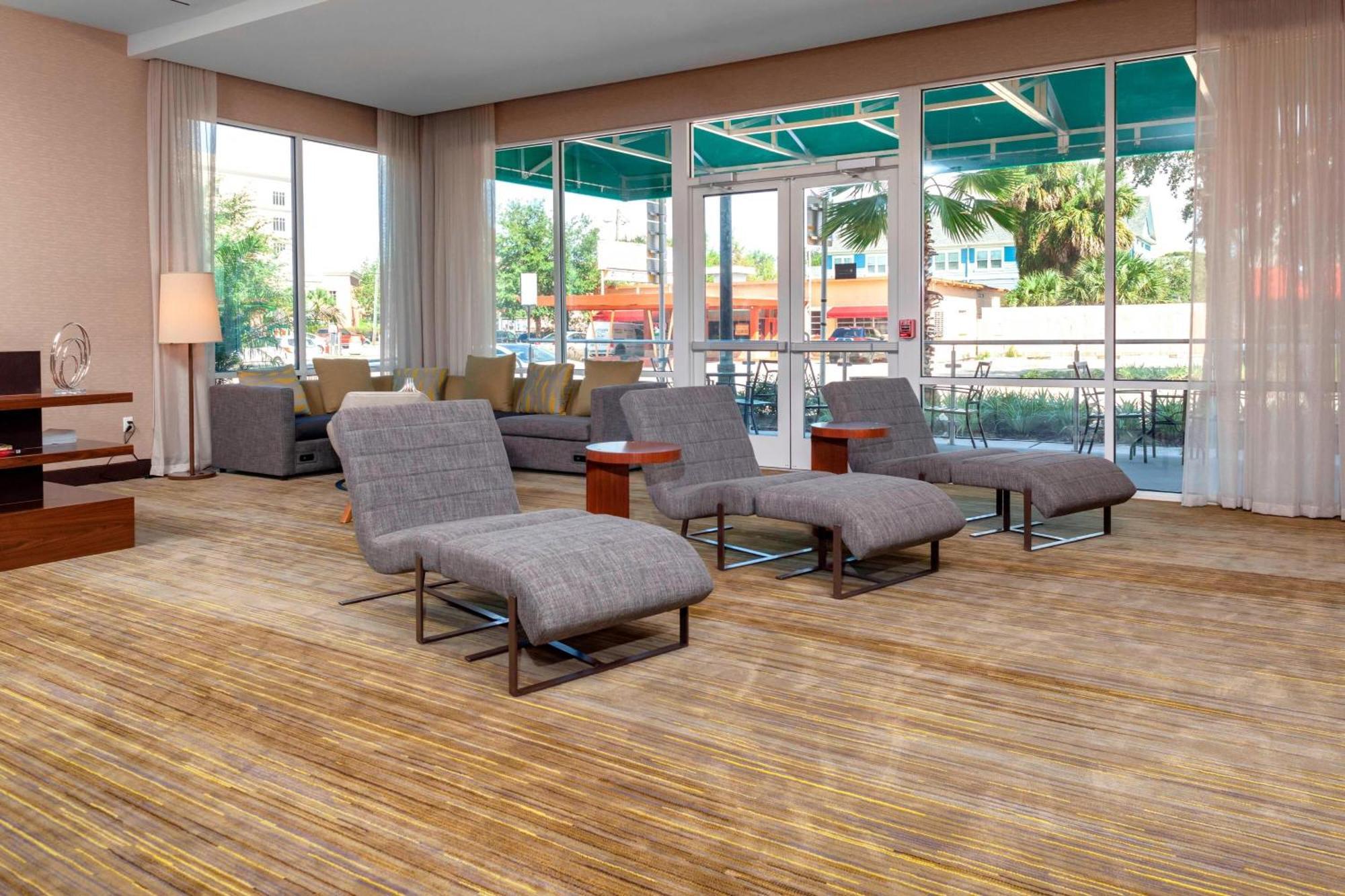 Hotel Courtyard By Marriott Deland Historic Downtown Exterior foto